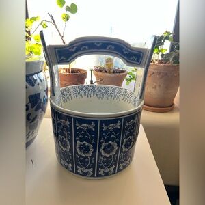 Chinoserie Blue and White Ceramic Bucket